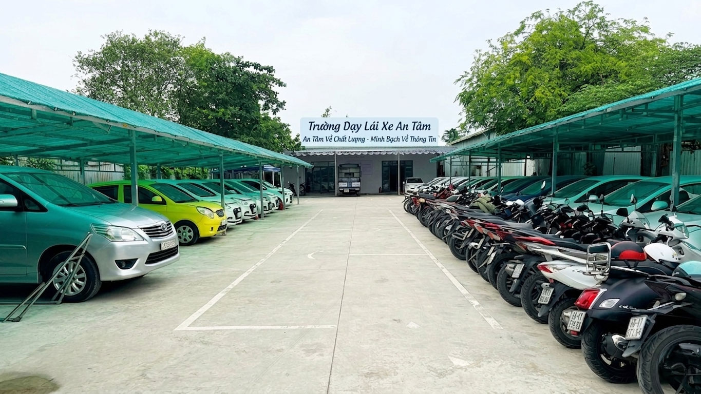 trường dạy lái xe an tâm